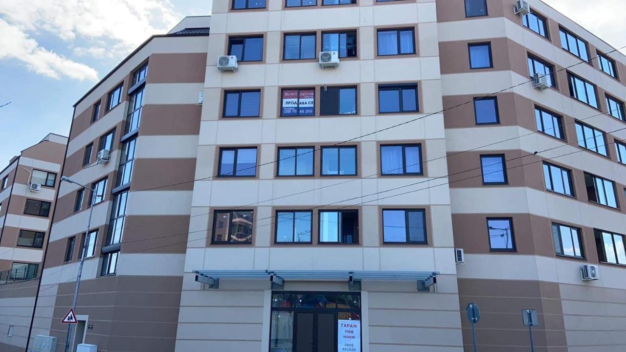 Flowers Garden Apartment ヴェリコ・タルノヴォ エクステリア 写真